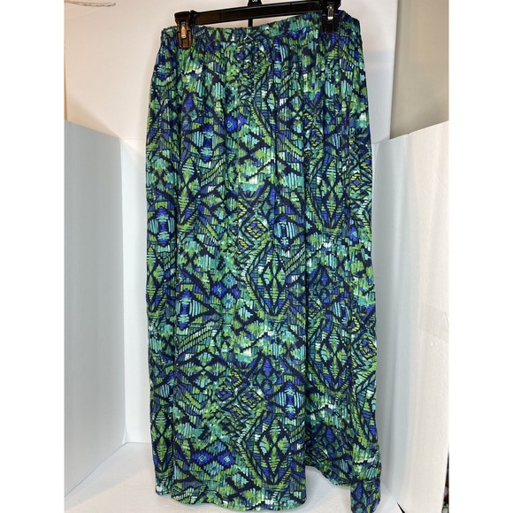 *LEMON GRASS SKIRT SIZE M, Woman’s GREEN BLUE TEAL LIGHTWEIGHT NWT - Picture 1 of 11